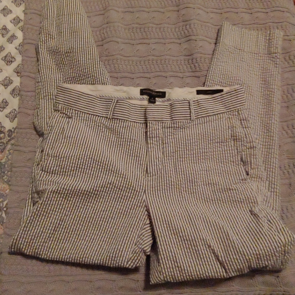 Banana Republic Avery cut pants. Size 4.